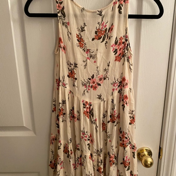 Top - Picture 3 of 4